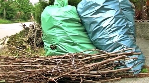 Figyelemfelhívás zöldhulladék gyűjtésével kapcsolatban
